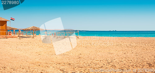 Image of Sand and ocean