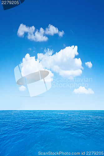 Image of Cloudy sky and ocean