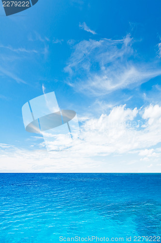 Image of Cloudy sky and sea