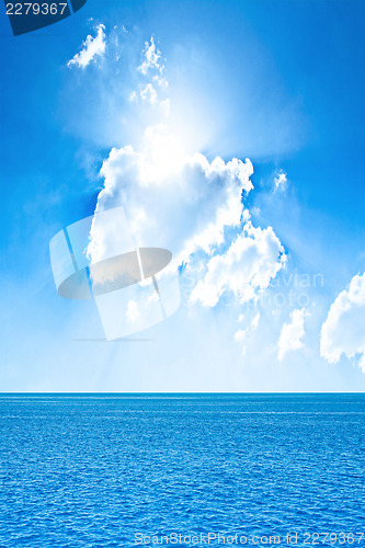 Image of Cloudy sky and ocean