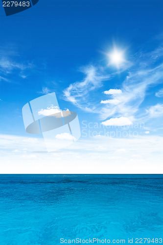 Image of Cloudy sky and ocean