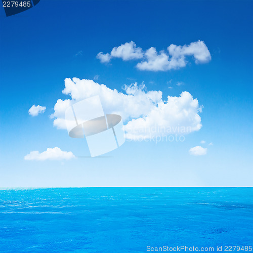 Image of Ocean and sky