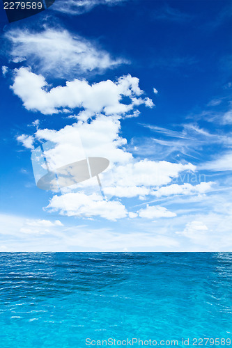 Image of Cloudy sky and ocean