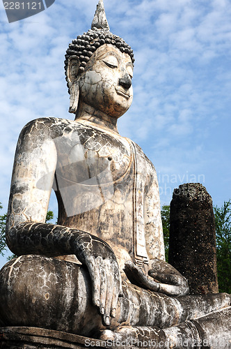 Image of Statue of a deity in the Historical Park of Sukhothai