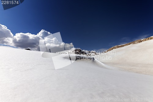 Image of Snow slope with cornice