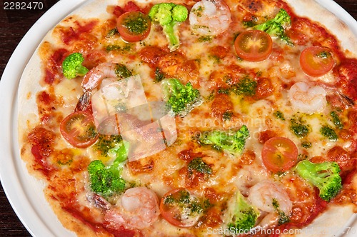 Image of seafood pizza
