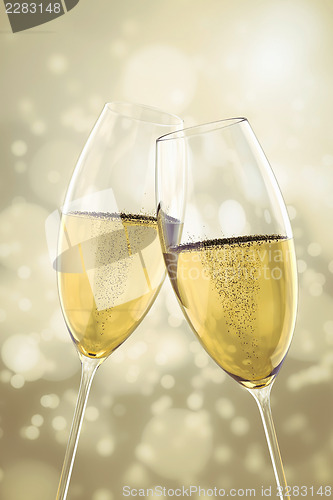 Image of 2 Champagne glasses