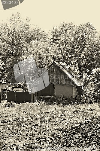 Image of Old abandoned barn