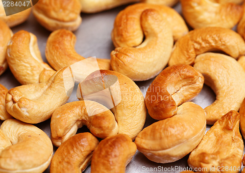 Image of Heap of roasted cashew nuts