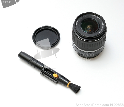 Image of lens cleaning kit