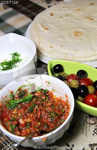 Image of Mexican food with tortillas