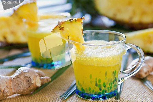 Image of Pineapple with ginger juice