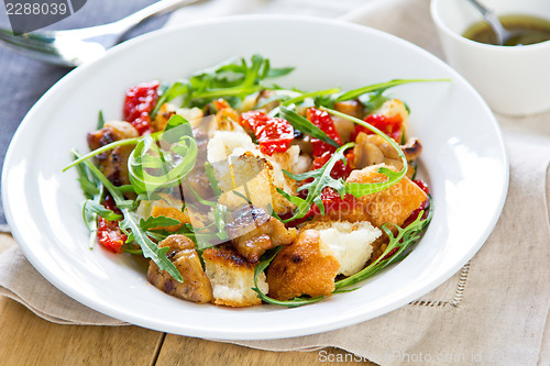 Image of Chicken with sundried tomato and rocket salad