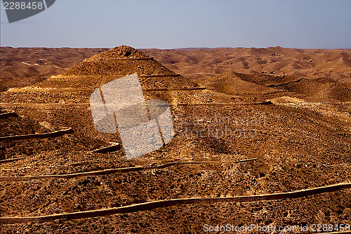 Image of brown desert  