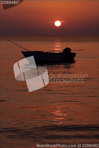 Image of boat sunset red 