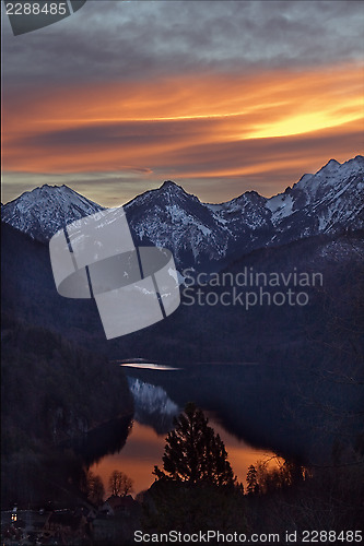 Image of  snow mountain and lake 