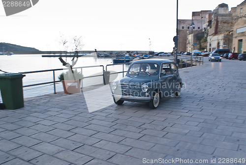 Image of fiat 500 car 