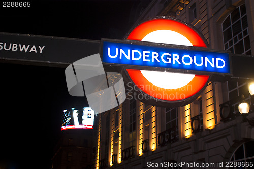 Image of sign of underground in London