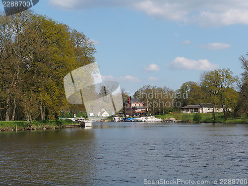 Image of Nantes to Brest canal, Guenrouet harbor