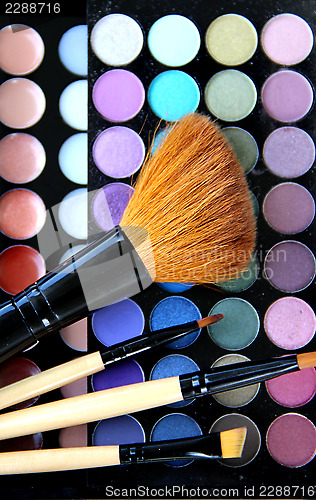 Image of Makeup palette and brushes