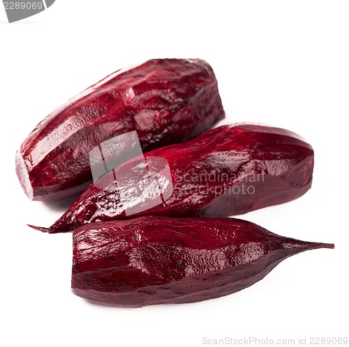 Image of beet peeled of a peel