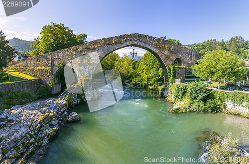 Image of Roman stone bridge in Cangas de Onis