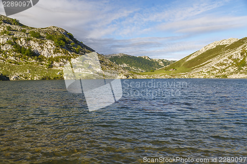 Image of lake Enol