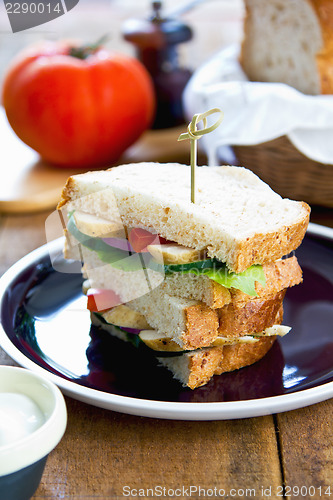 Image of Grilled chicken sandwich