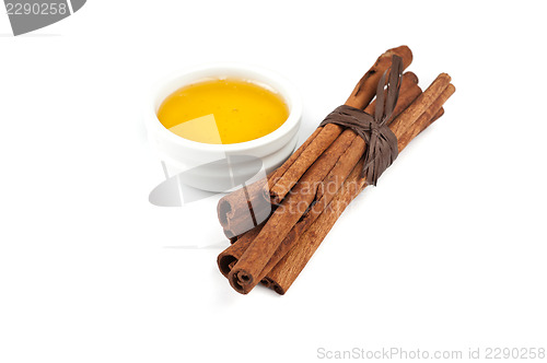 Image of cinnamon and honey