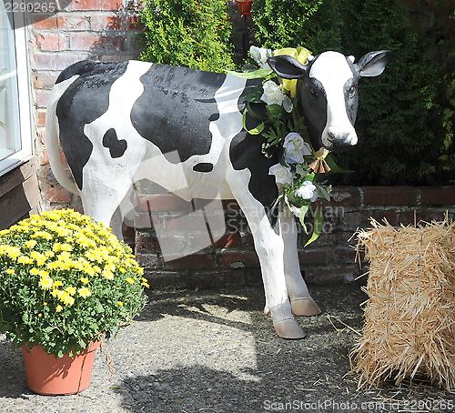 Image of Cow statue.