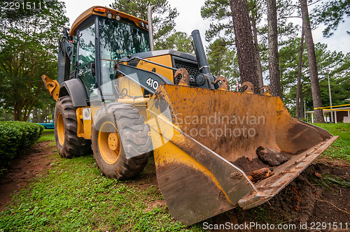 Image of front of backhoe