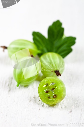 Image of gooseberries with leaves