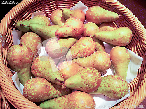 Image of Pears in basket