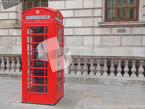 Image of London telephone box