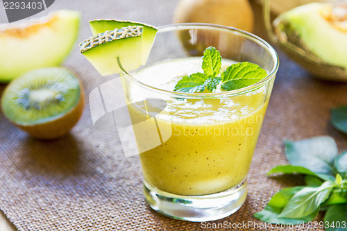 Image of Melon with Kiwi smoothie