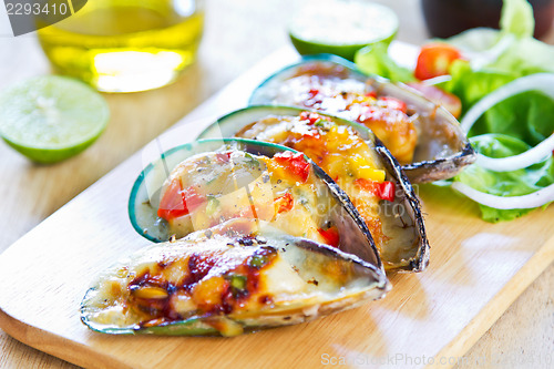 Image of Baked Mussel with cheese