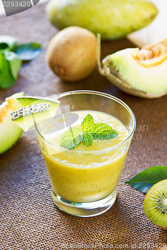 Image of Melon with Kiwi smoothie