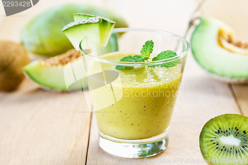 Image of Melon with Kiwi smoothie