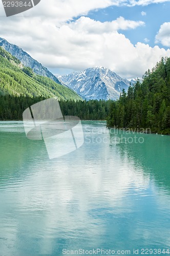 Image of Kucherla lake in Altai