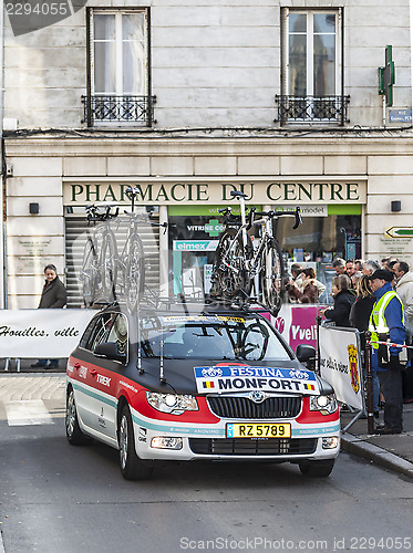 Image of Radioshack Team Car- Paris Nice 2013 Prologue in Houilles