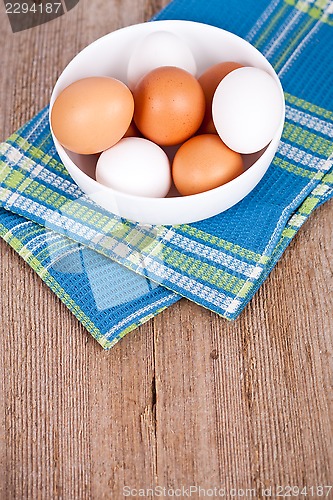 Image of eggs in a bowl