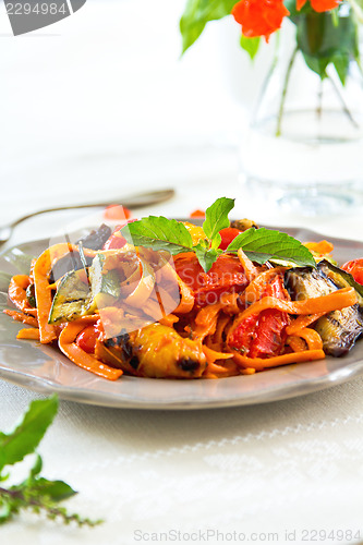 Image of Fettucine with grilled vegetables and tomato sauce 