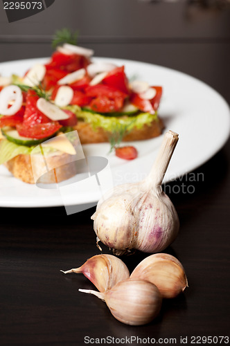 Image of Toast with vegetables