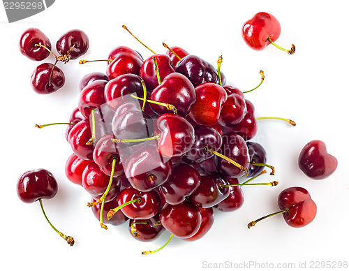 Image of fresh red cherries