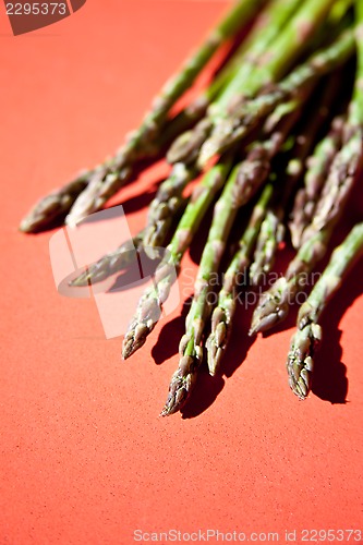 Image of fresh green asparagus 