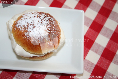 Image of Cream bun