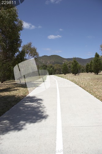 Image of Path to the Hills