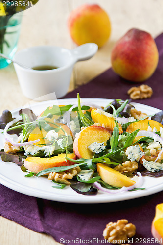 Image of Peach with Blue cheese and Rocket salad