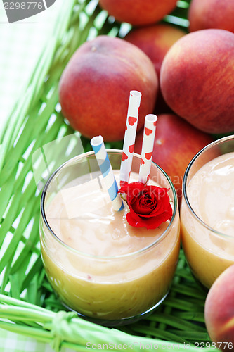 Image of peach smoothie 