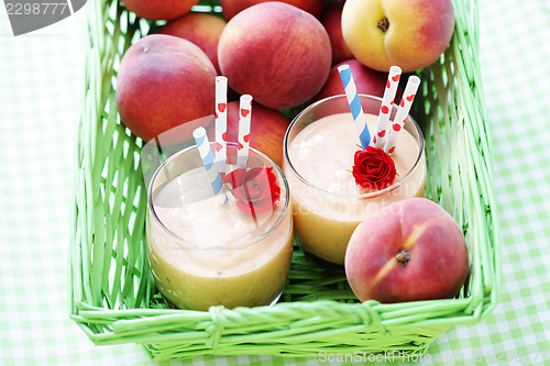 Image of peach smoothie 